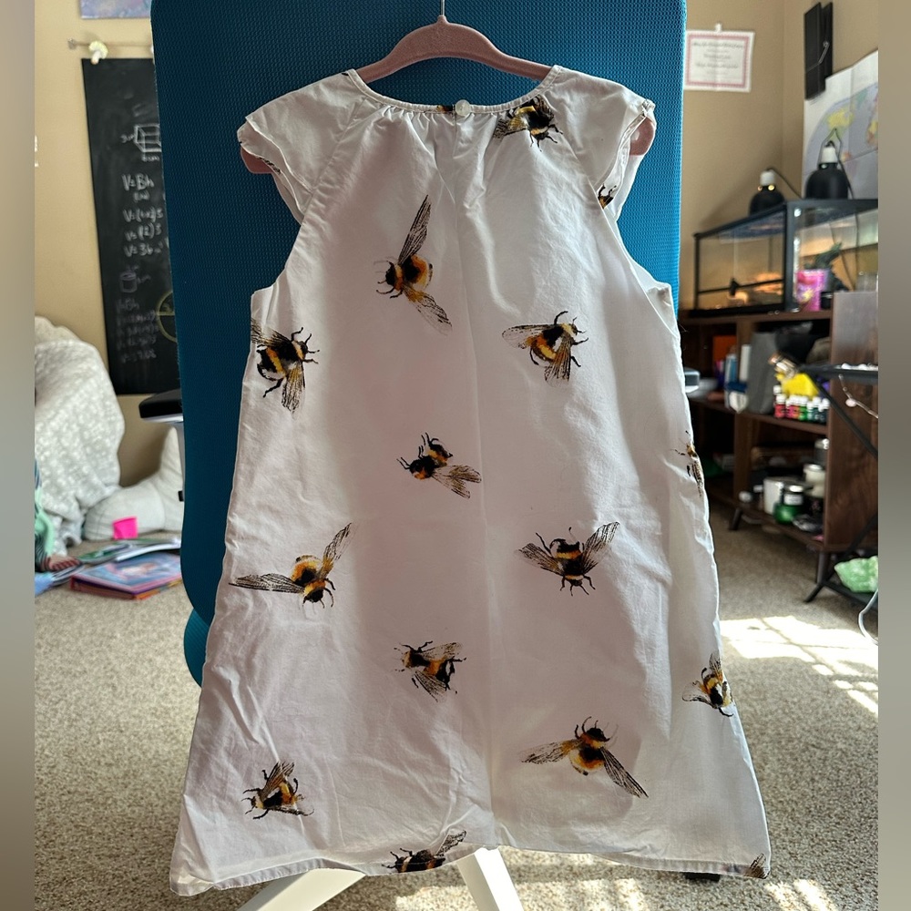 Sale! Victoria Beckham white dress with bee print